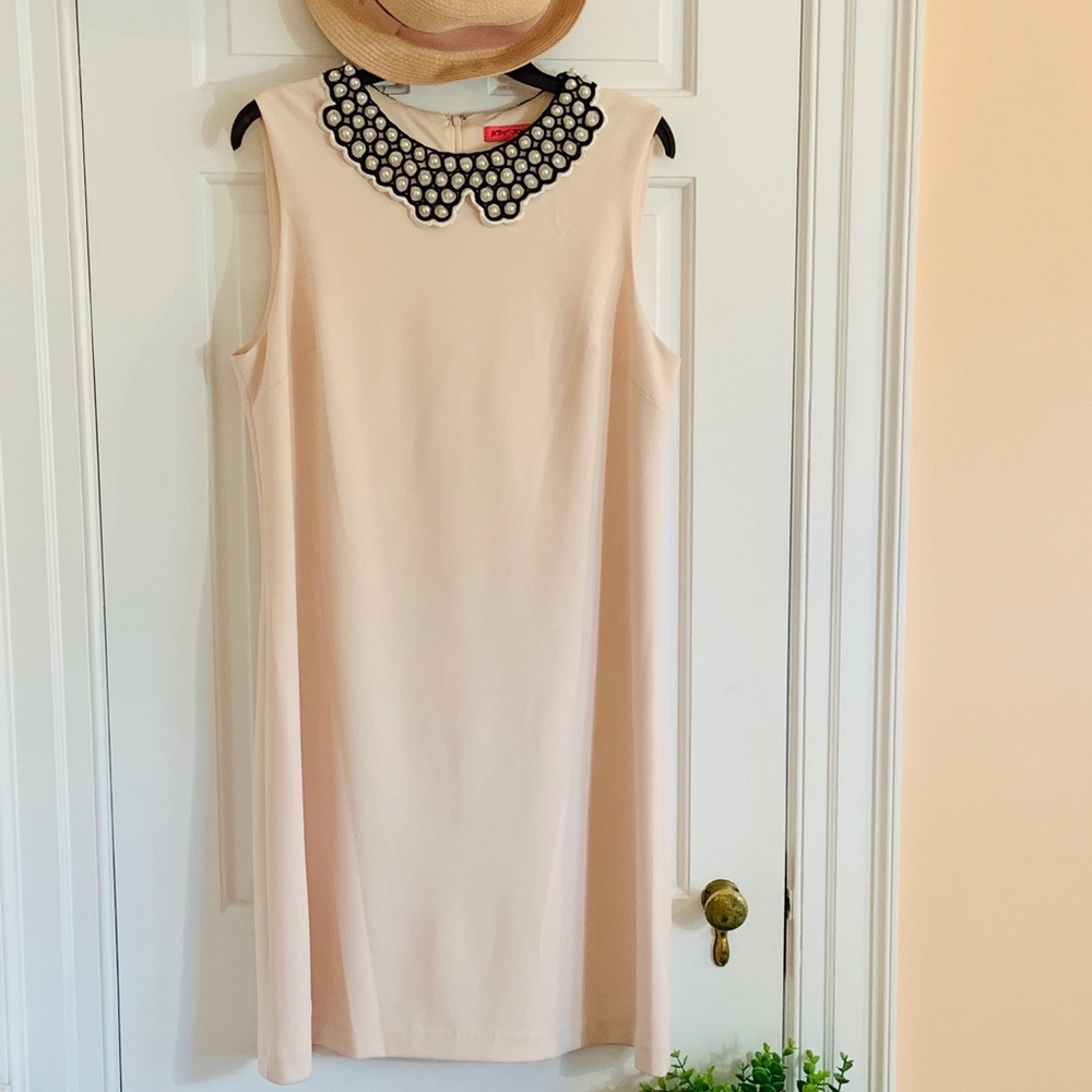 Betsy Johnson shift dress with pearl collar